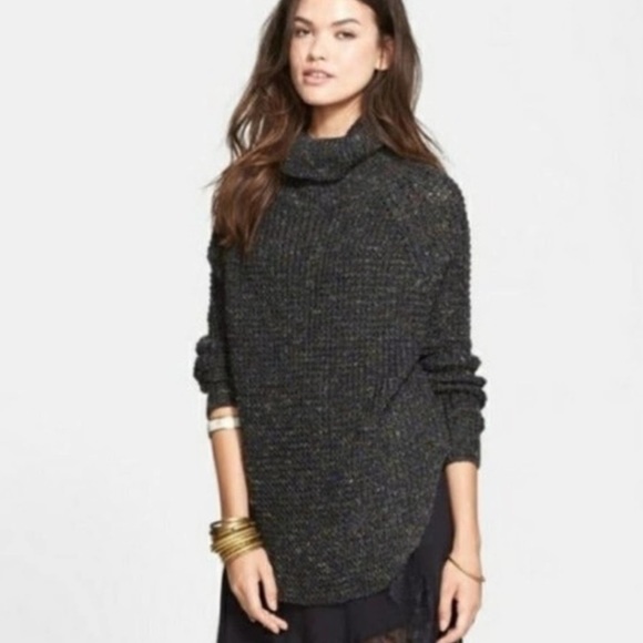 Free People Grey Turtleneck Tunic Sweater Wool Blend Size Small - Picture 1 of 8
